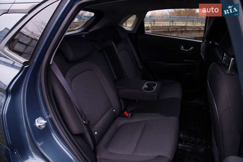 Внедорожник / Кроссовер Hyundai Kona 2023 в Бердичеве