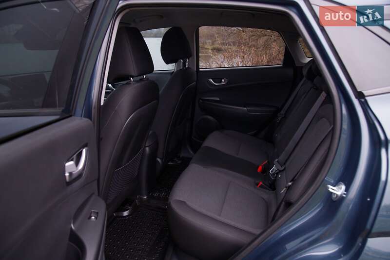 Внедорожник / Кроссовер Hyundai Kona 2023 в Бердичеве