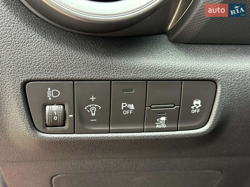 Внедорожник / Кроссовер Hyundai Kona 2021 в Самборе