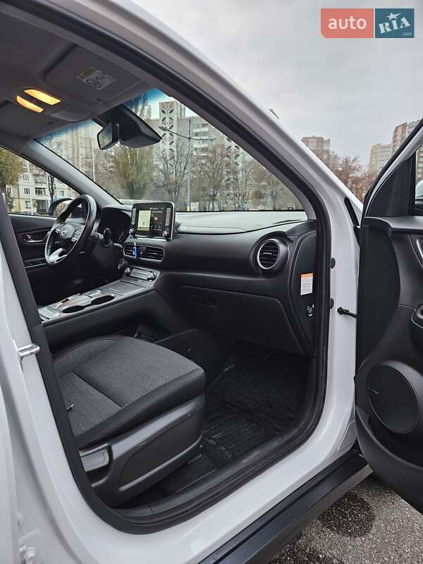 Внедорожник / Кроссовер Hyundai Kona 2018 в Броварах