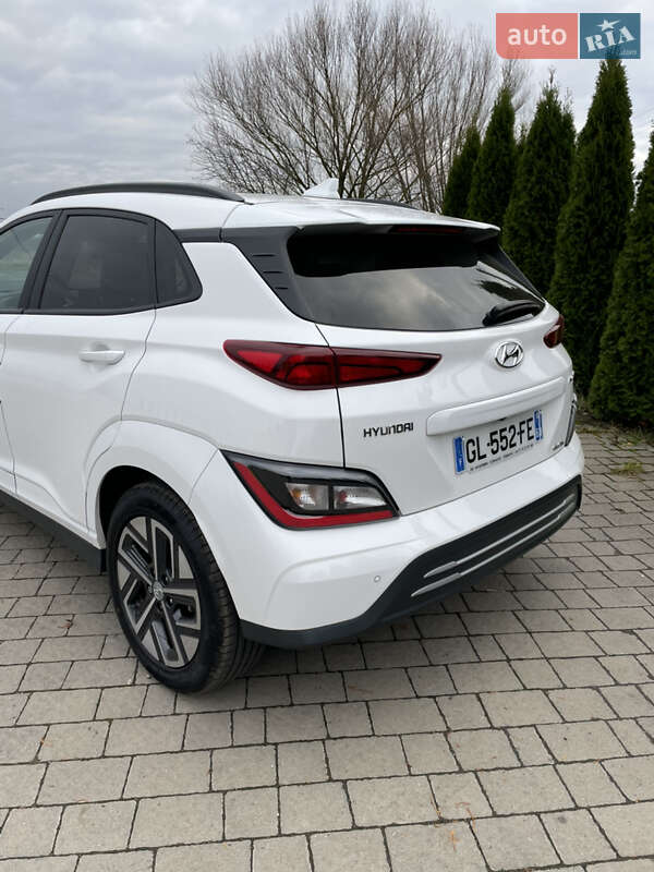 Внедорожник / Кроссовер Hyundai Kona 2022 в Львове