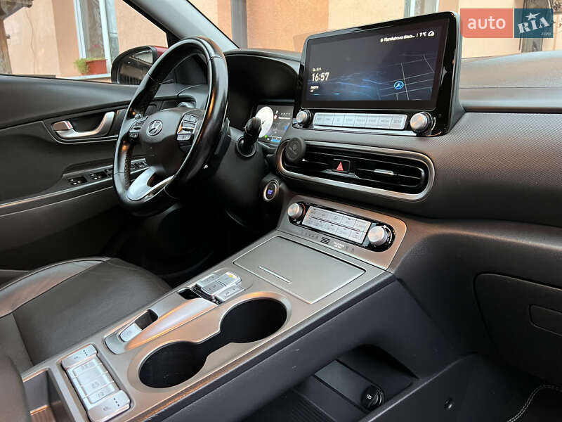 Внедорожник / Кроссовер Hyundai Kona 2021 в Луцке