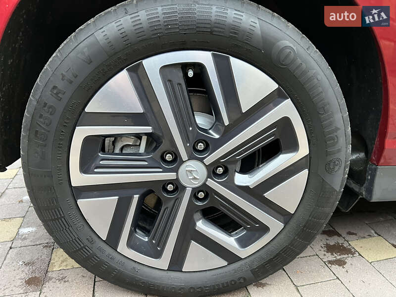 Внедорожник / Кроссовер Hyundai Kona 2021 в Луцке