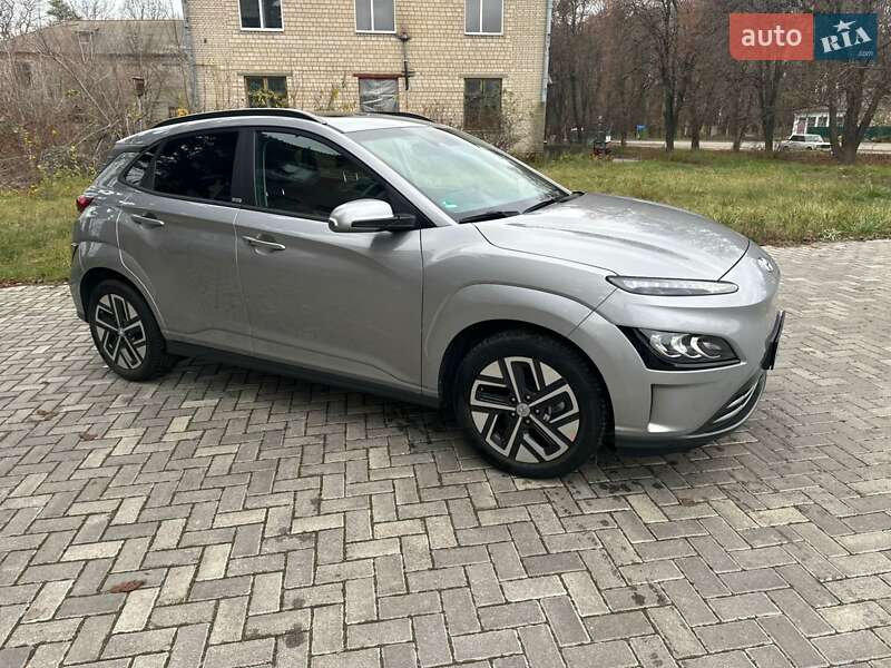 Внедорожник / Кроссовер Hyundai Kona 2021 в Виннице