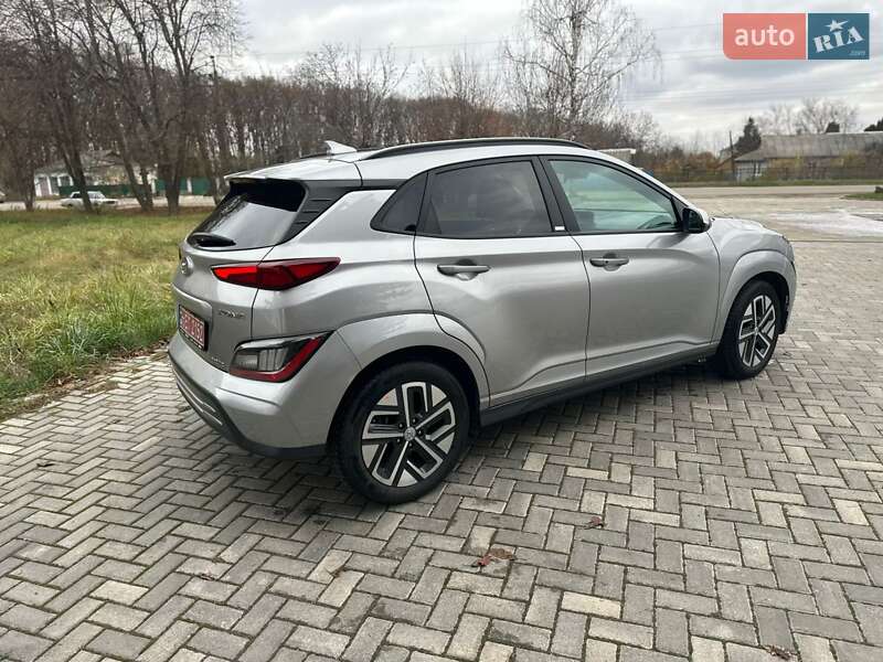 Внедорожник / Кроссовер Hyundai Kona 2021 в Виннице