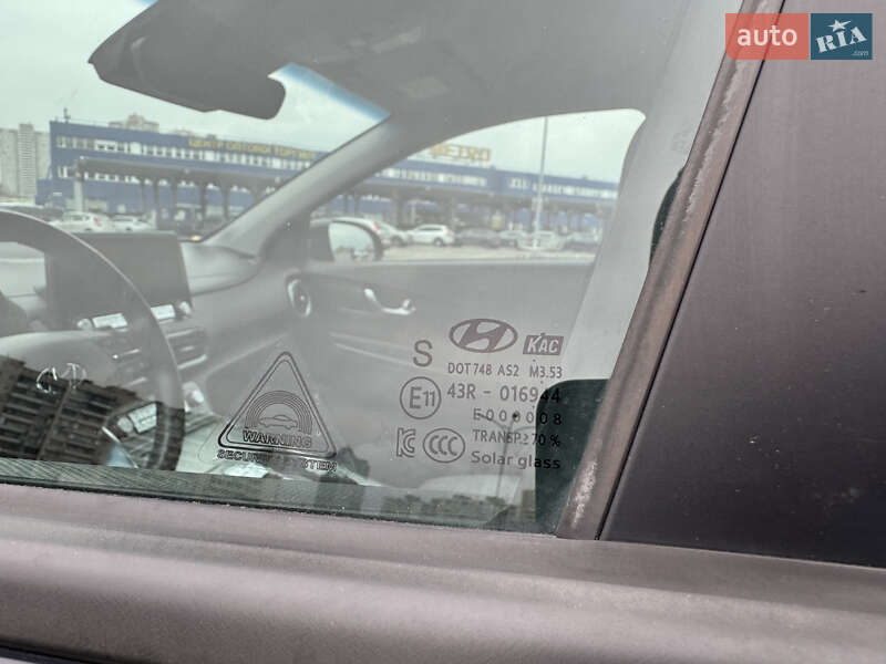 Внедорожник / Кроссовер Hyundai Kona 2022 в Киеве