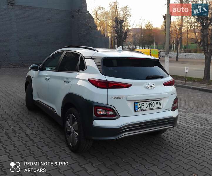 Внедорожник / Кроссовер Hyundai Kona 2019 в Каменском
