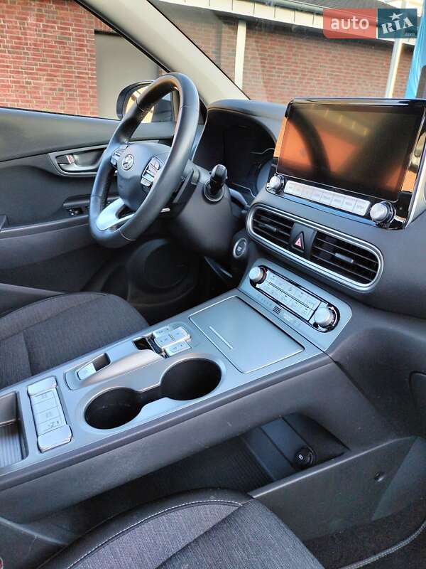 Внедорожник / Кроссовер Hyundai Kona 2020 в Львове фото 2 Внедорожник / Кроссовер Hyundai Kona 2020 в Львове