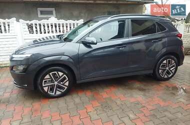 Позашляховик / Кросовер Hyundai Kona 2021 в Звягелі