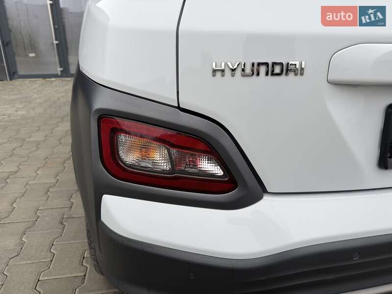 Внедорожник / Кроссовер Hyundai Kona 2018 в Тернополе