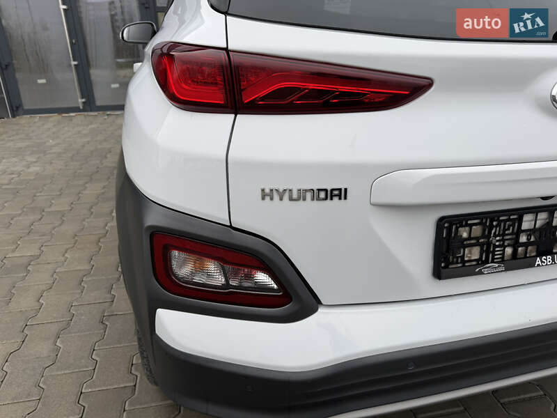 Внедорожник / Кроссовер Hyundai Kona 2018 в Тернополе