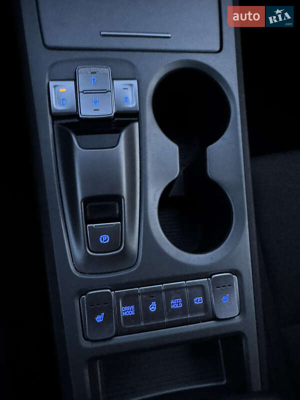 Внедорожник / Кроссовер Hyundai Kona 2023 в Хмельницком