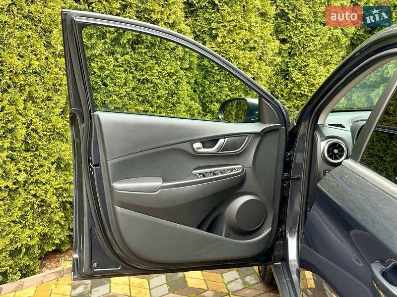 Позашляховик / Кросовер Hyundai Kona 2022 в Самборі