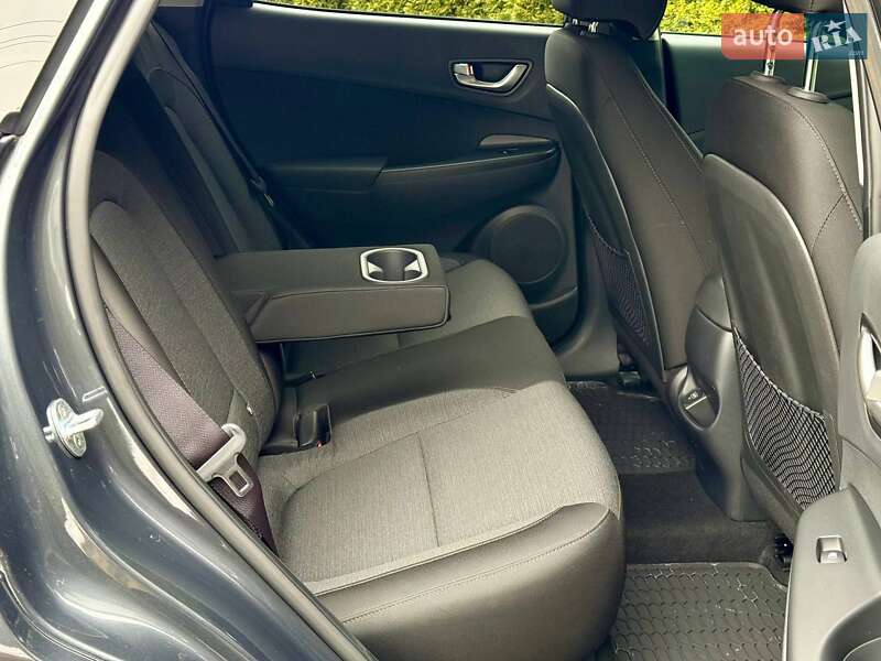 Позашляховик / Кросовер Hyundai Kona 2022 в Самборі