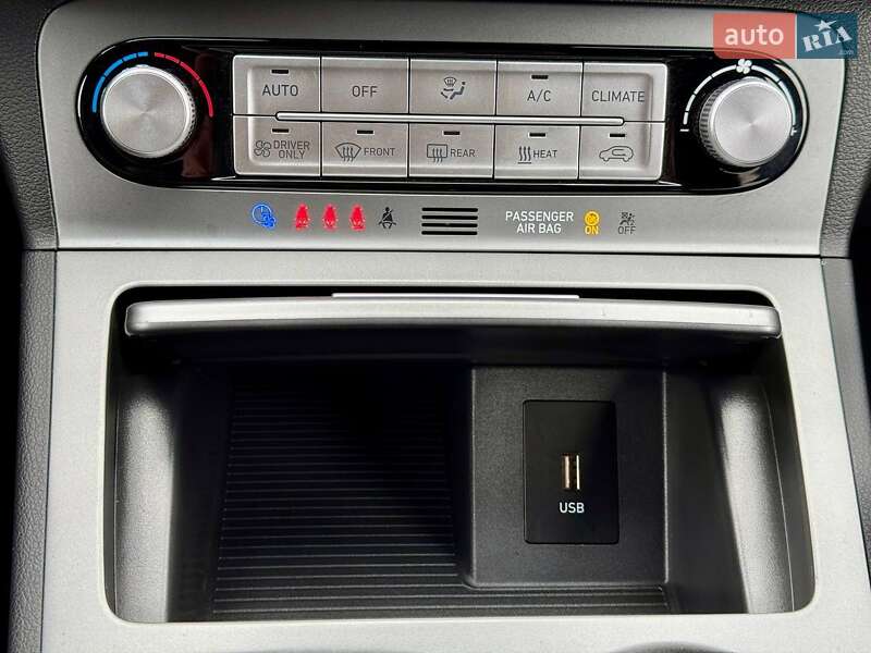 Позашляховик / Кросовер Hyundai Kona 2022 в Самборі