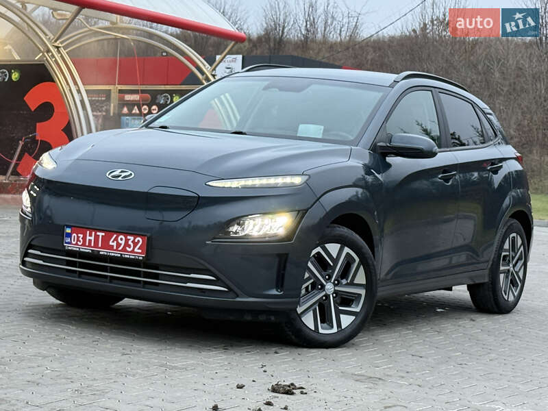 Внедорожник / Кроссовер Hyundai Kona 2023 в Тернополе
