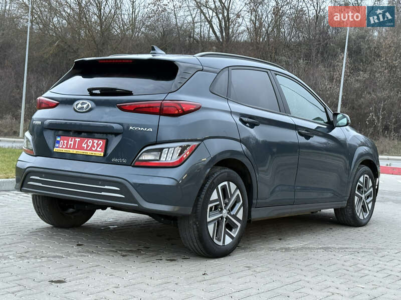 Внедорожник / Кроссовер Hyundai Kona 2023 в Тернополе