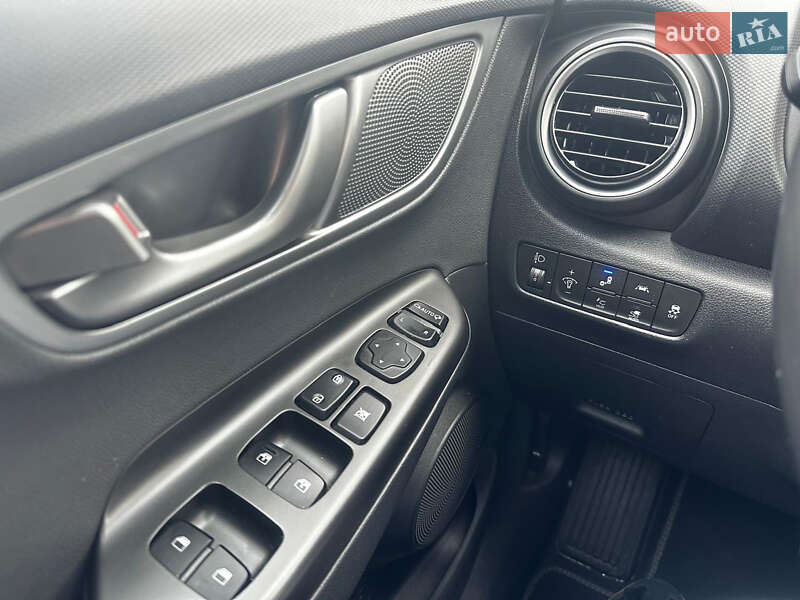 Внедорожник / Кроссовер Hyundai Kona 2021 в Ужгороде фото 23 Внедорожник / Кроссовер Hyundai Kona 2021 в Ужгороде