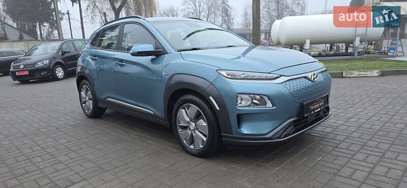 Внедорожник / Кроссовер Hyundai Kona 2020 в Тернополе