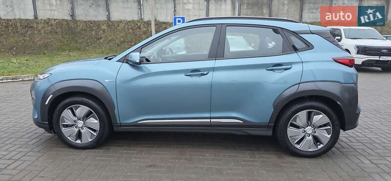 Внедорожник / Кроссовер Hyundai Kona 2020 в Тернополе