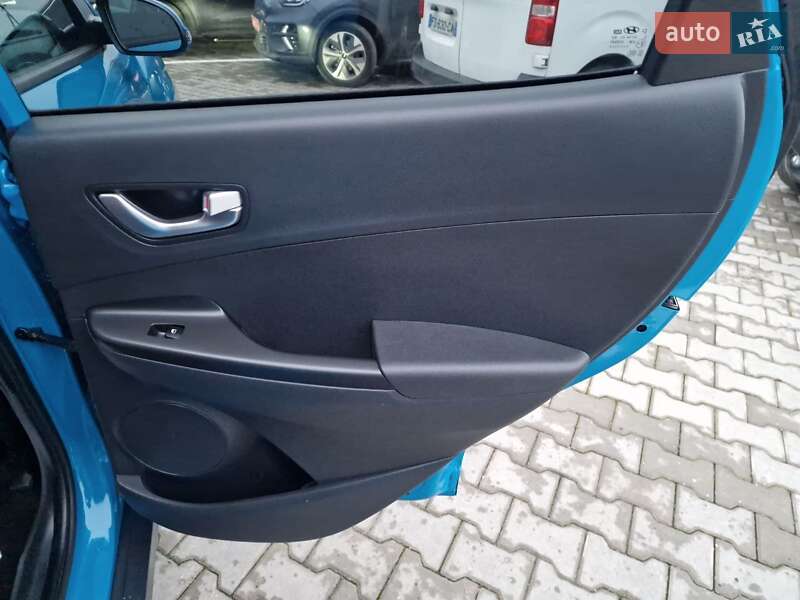 Внедорожник / Кроссовер Hyundai Kona 2021 в Виннице