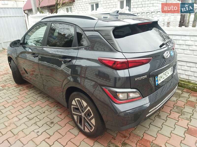 Внедорожник / Кроссовер Hyundai Kona 2021 в Звягеле