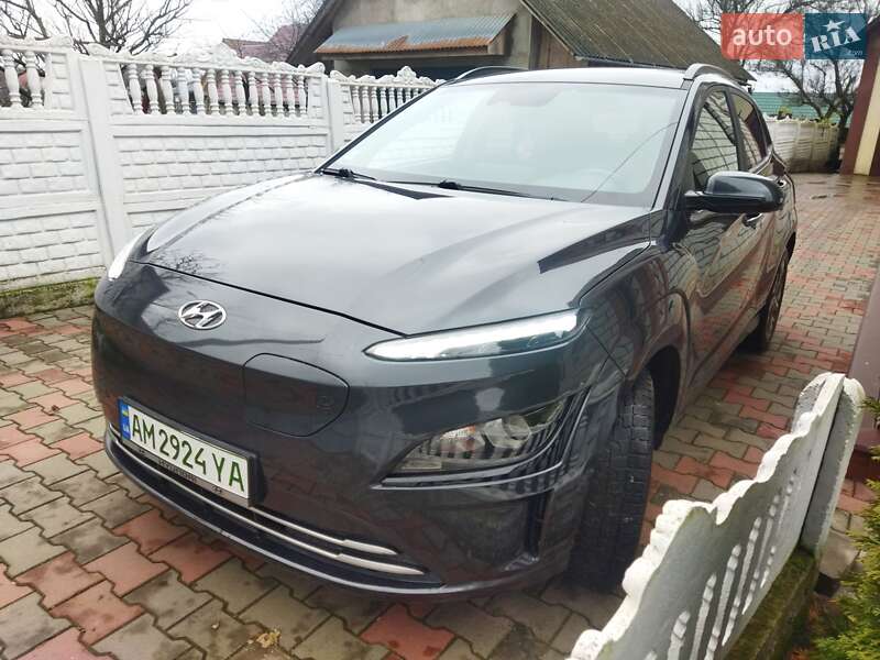 Внедорожник / Кроссовер Hyundai Kona 2021 в Звягеле