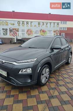 Внедорожник / Кроссовер Hyundai Kona 2020 в Гайсине