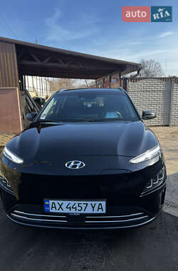 Внедорожник / Кроссовер Hyundai Kona 2021 в Харькове