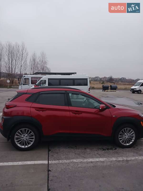 Внедорожник / Кроссовер Hyundai Kona 2021 в Киеве