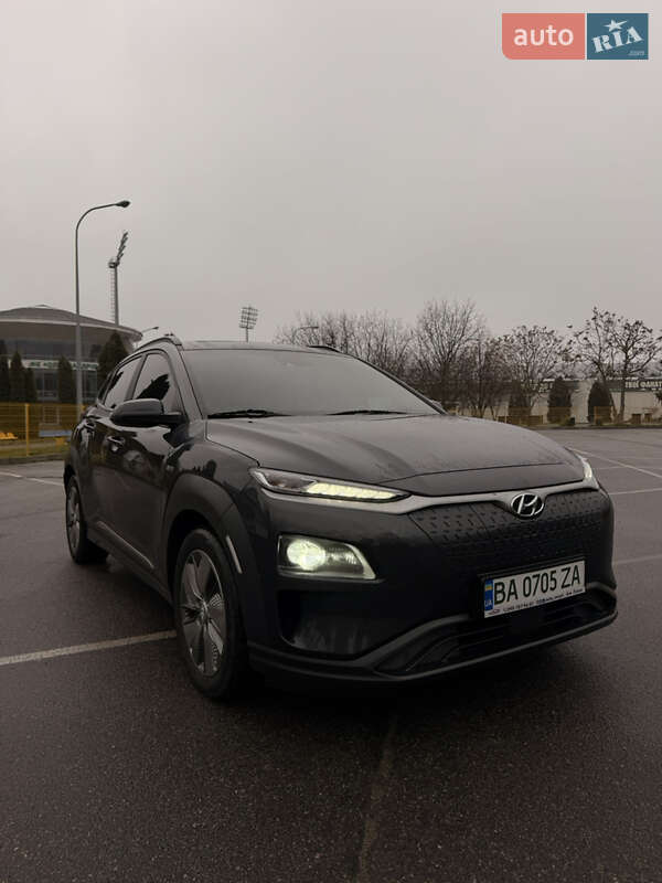 Внедорожник / Кроссовер Hyundai Kona 2020 в Александрие