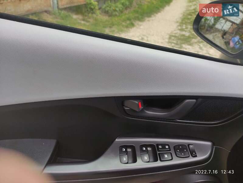 Позашляховик / Кросовер Hyundai Kona 2018 в Тернополі