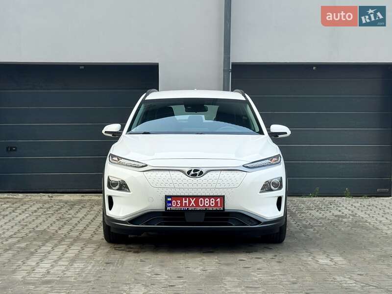 Внедорожник / Кроссовер Hyundai Kona 2020 в Тернополе