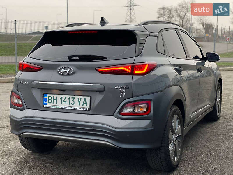 Позашляховик / Кросовер Hyundai Kona 2019 в Дніпрі