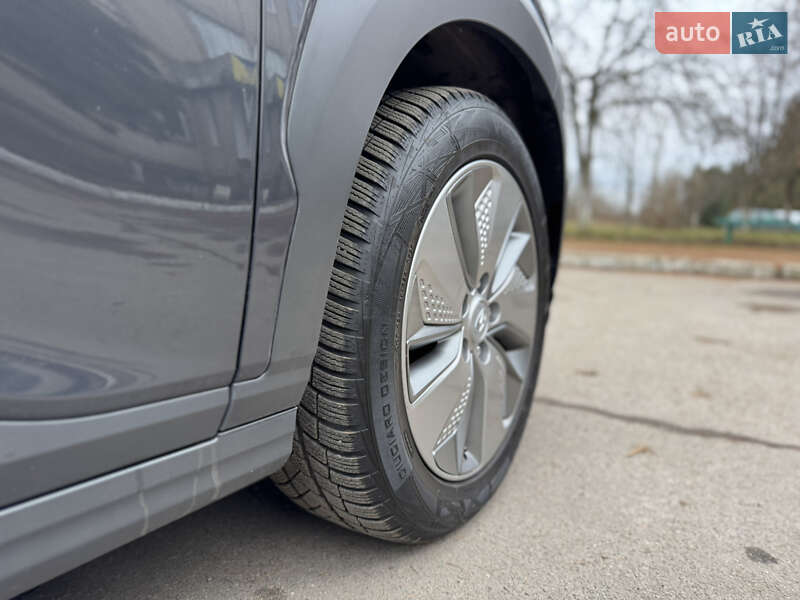 Позашляховик / Кросовер Hyundai Kona 2020 в Рівному