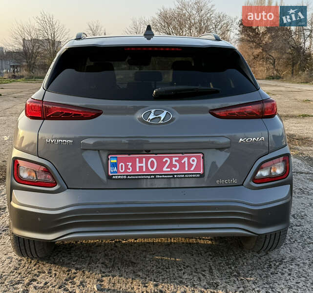Внедорожник / Кроссовер Hyundai Kona 2019 в Южноукраинске