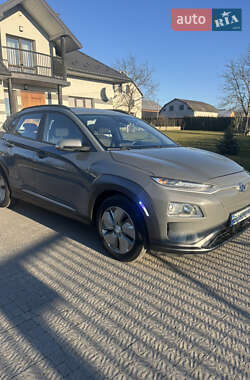 Позашляховик / Кросовер Hyundai Kona 2020 в Тернополі