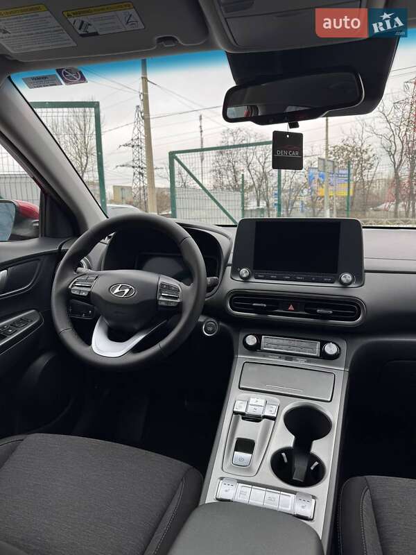 Внедорожник / Кроссовер Hyundai Kona 2023 в Кропивницком