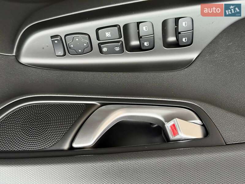 Внедорожник / Кроссовер Hyundai Kona 2023 в Самборе