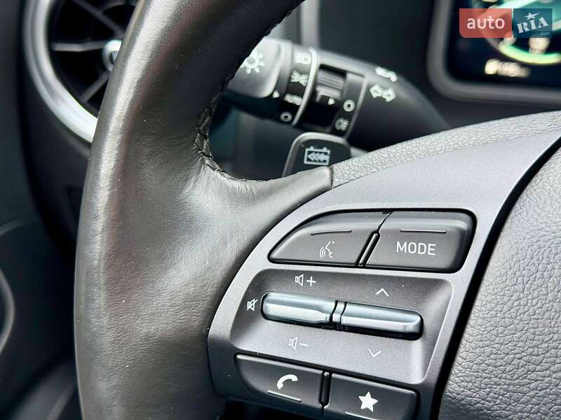 Внедорожник / Кроссовер Hyundai Kona 2023 в Самборе