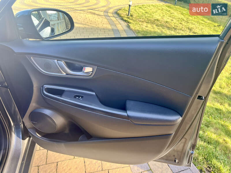 Внедорожник / Кроссовер Hyundai Kona 2019 в Ивано-Франковске