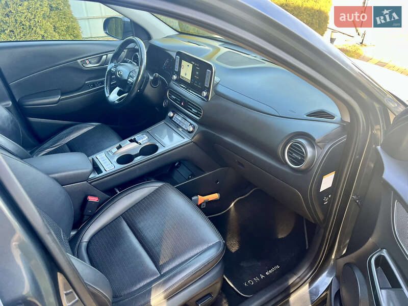 Внедорожник / Кроссовер Hyundai Kona 2019 в Ивано-Франковске