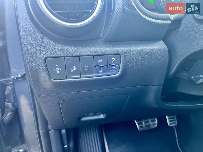 Внедорожник / Кроссовер Hyundai Kona 2019 в Ивано-Франковске