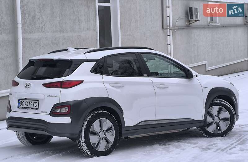 Внедорожник / Кроссовер Hyundai Kona 2021 в Львове