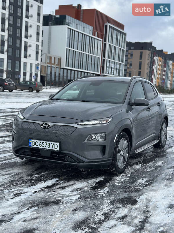 Внедорожник / Кроссовер Hyundai Kona 2020 в Ровно