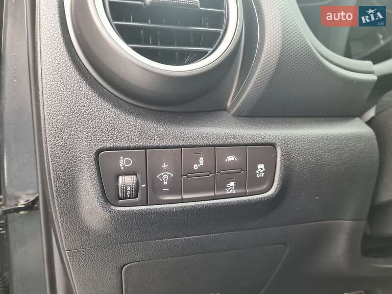 Внедорожник / Кроссовер Hyundai Kona 2020 в Виннице