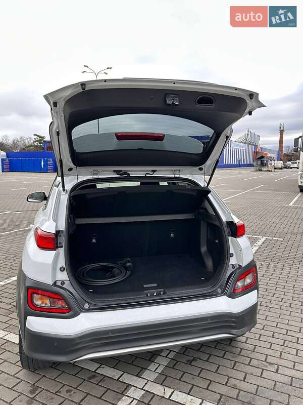 Внедорожник / Кроссовер Hyundai Kona 2020 в Коломые