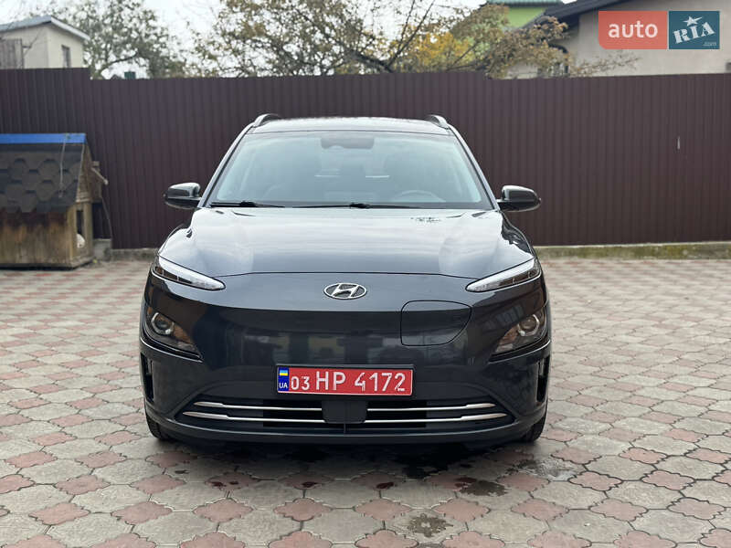 Внедорожник / Кроссовер Hyundai Kona 2022 в Ровно