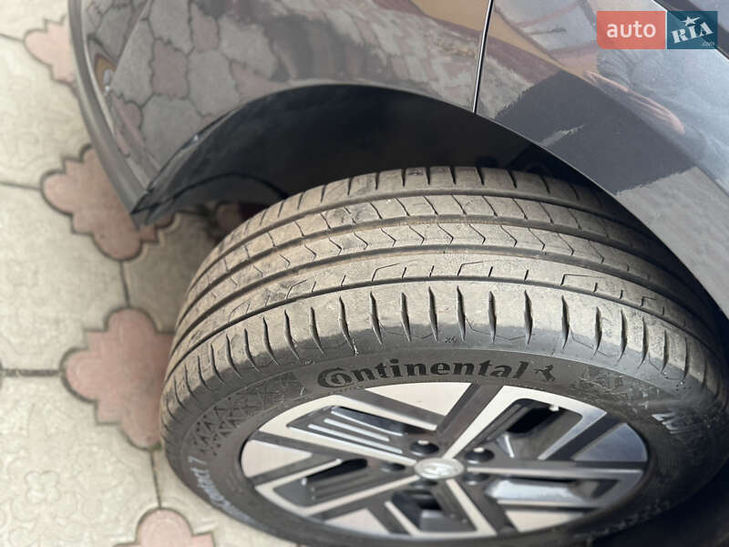 Внедорожник / Кроссовер Hyundai Kona 2022 в Ровно