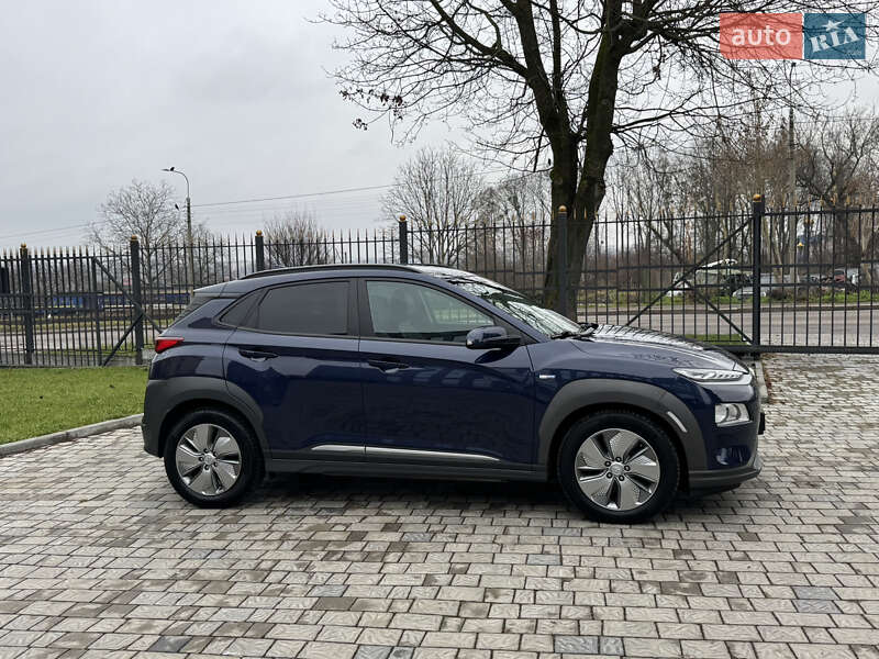 Внедорожник / Кроссовер Hyundai Kona 2020 в Ровно
